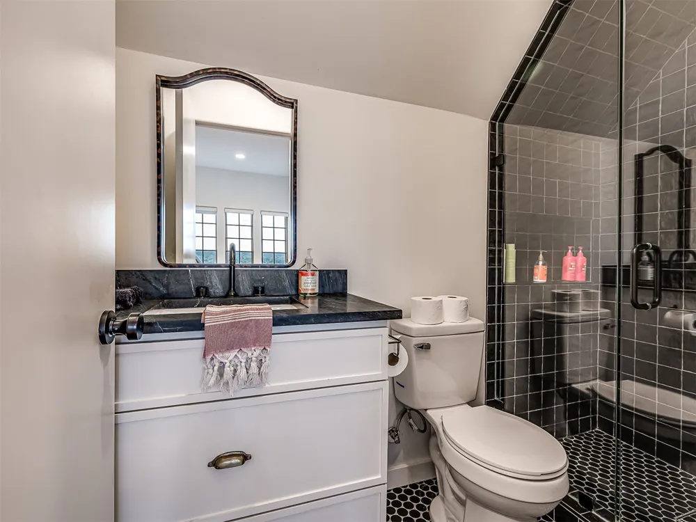 105 Lower Greenway Carlton Landing, OK 74432