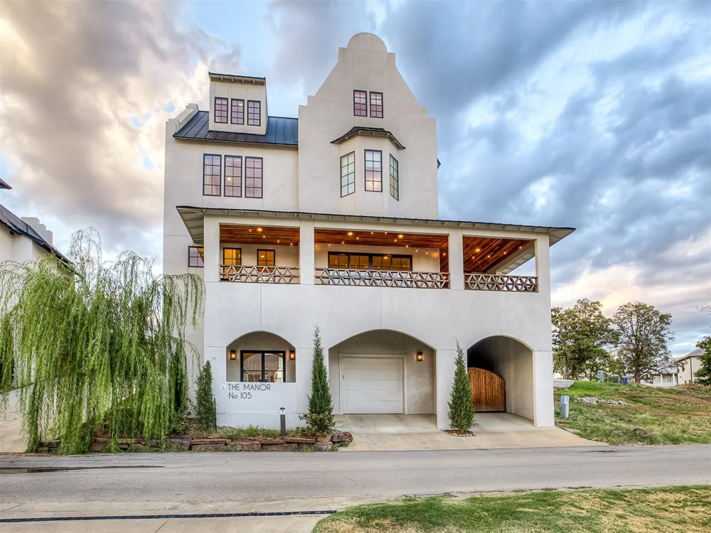 105 Lower Greenway Carlton Landing, OK 74432