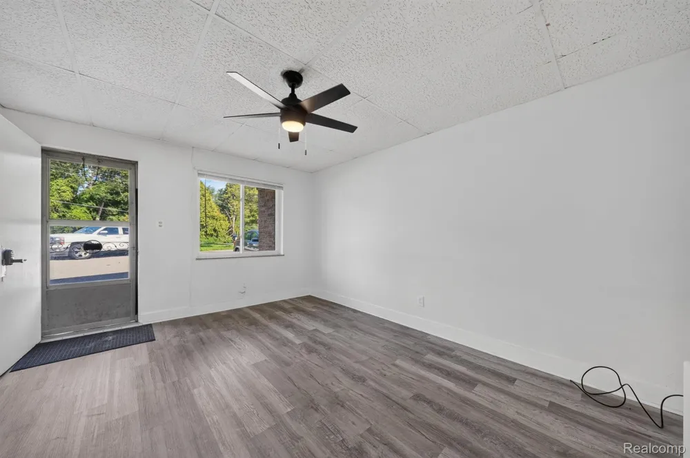 16001 Dixie Highway Groveland Township, MI 48442