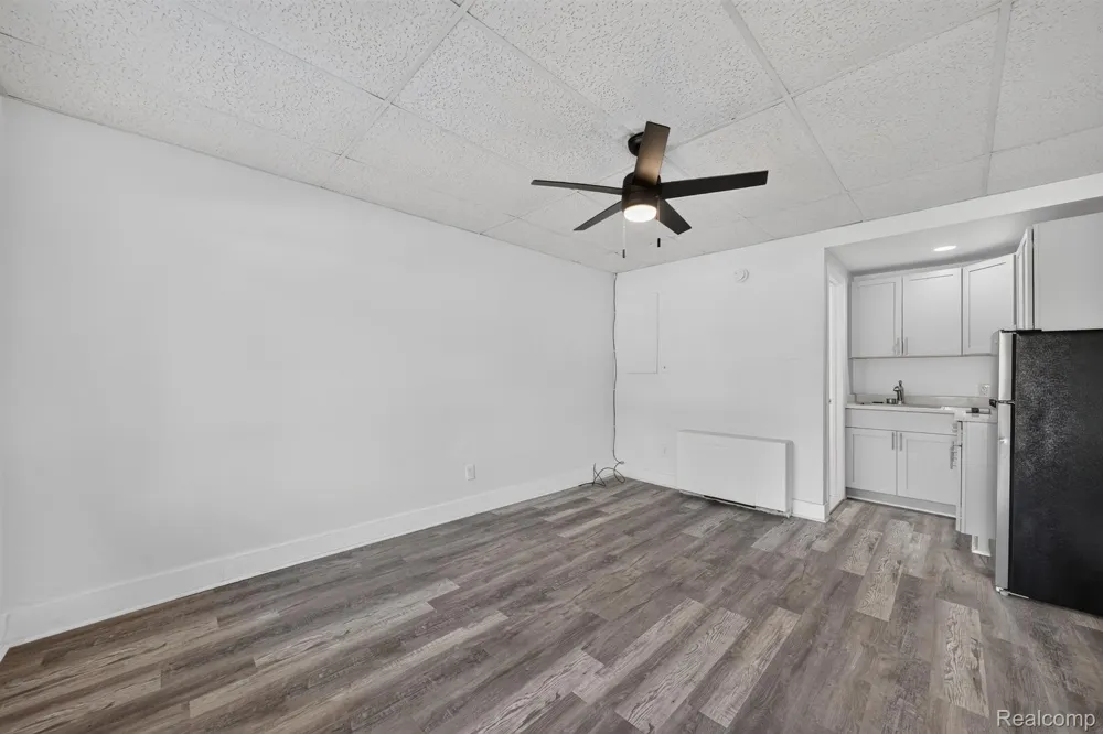 16001 Dixie Highway Groveland Township, MI 48442