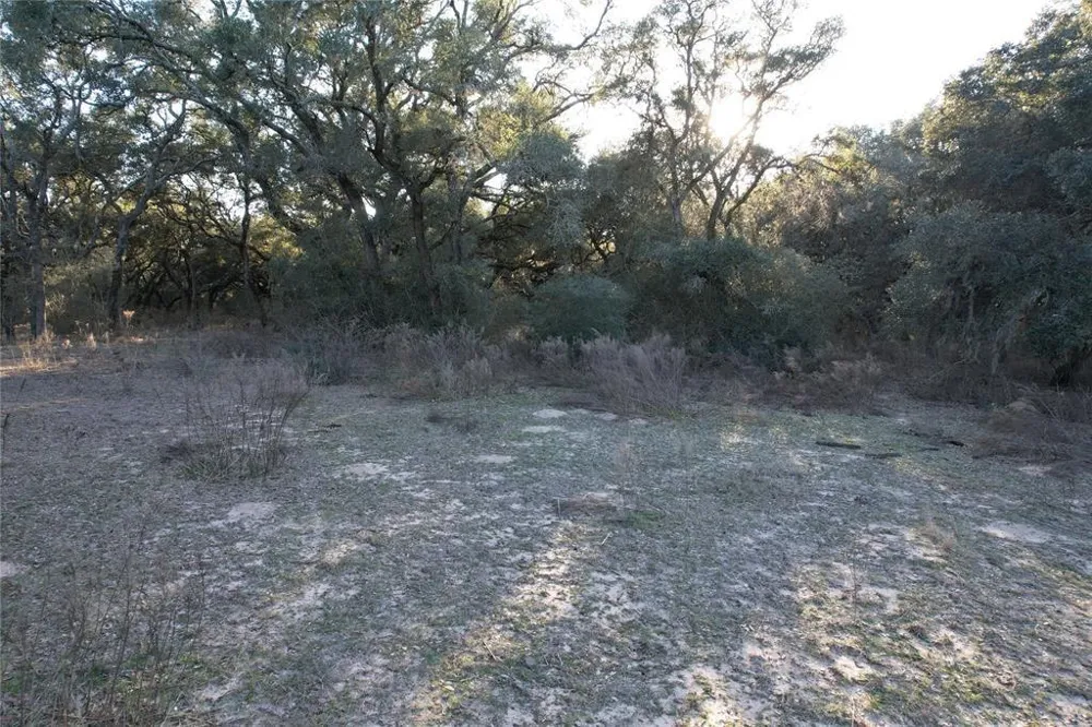 516 County Road 120 Hallettsville, TX 77964