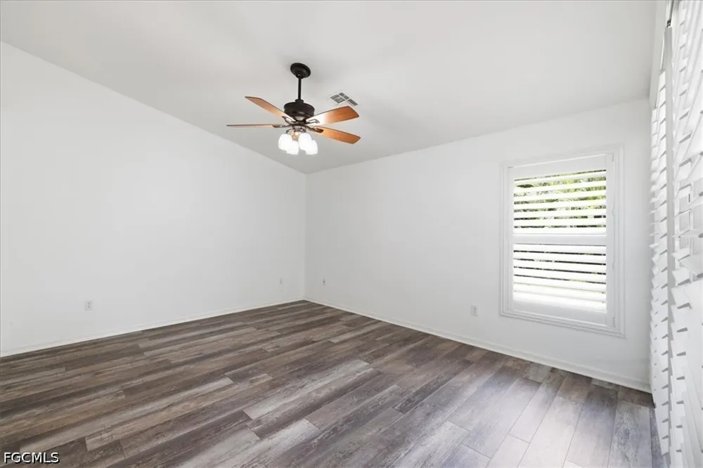 Breton Circle Fort Myers, FL 33912