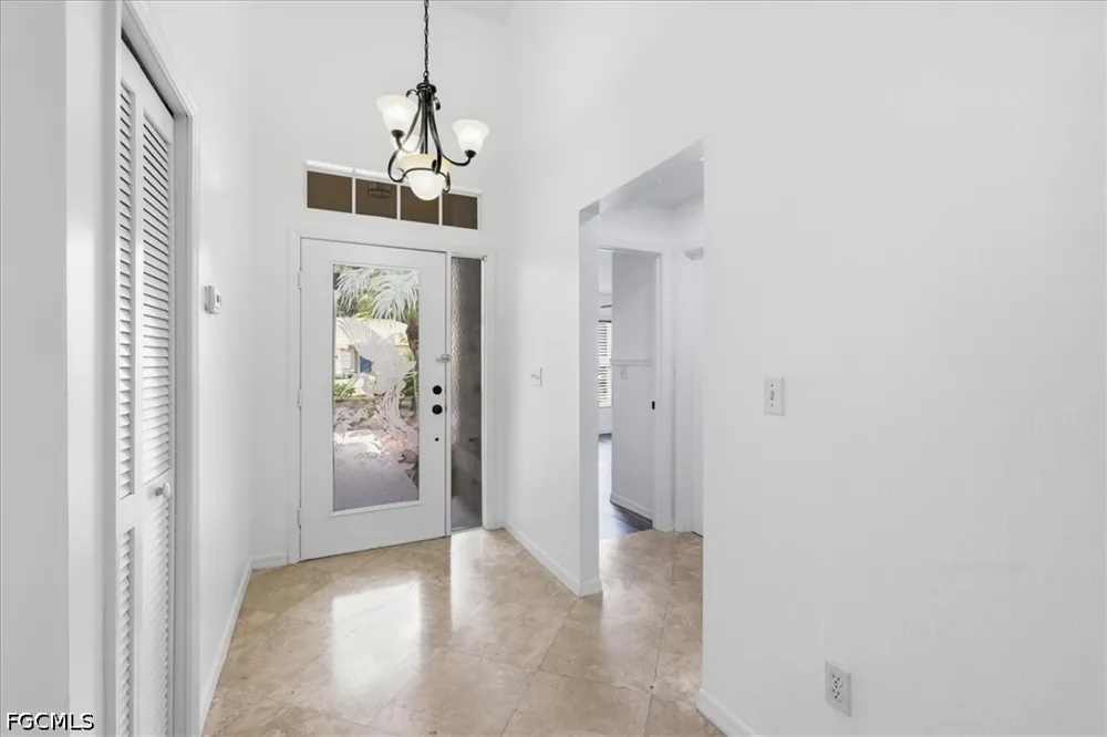 Breton Circle Fort Myers, FL 33912