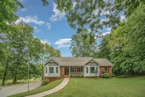 4446 Pratt Ln