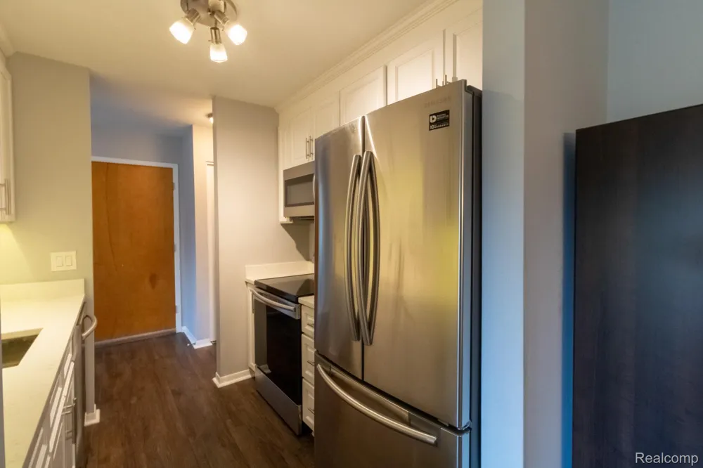 1199 S Sheldon Road #79 Plymouth City, MI 48170