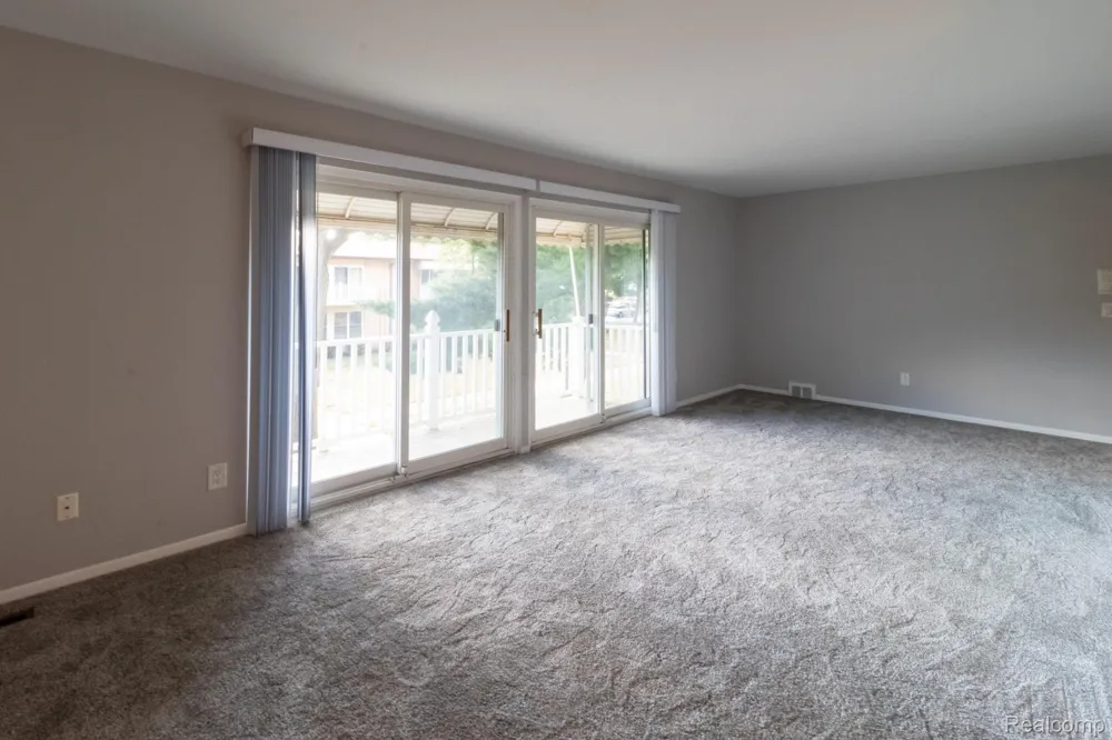 1199 S Sheldon Road #79 Plymouth City, MI 48170