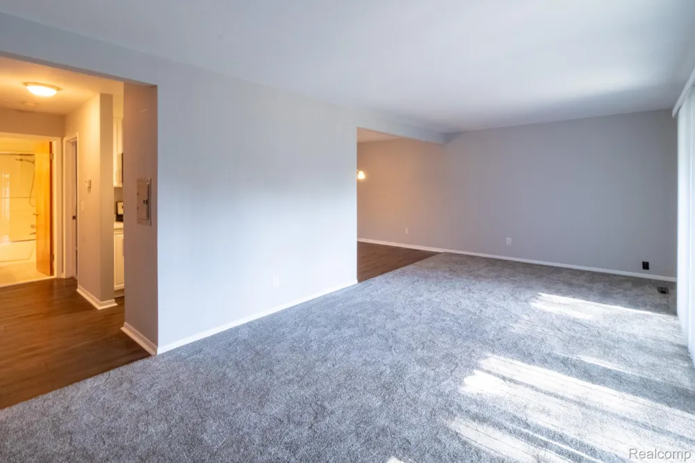 1199 S Sheldon Road #79 Plymouth City, MI 48170