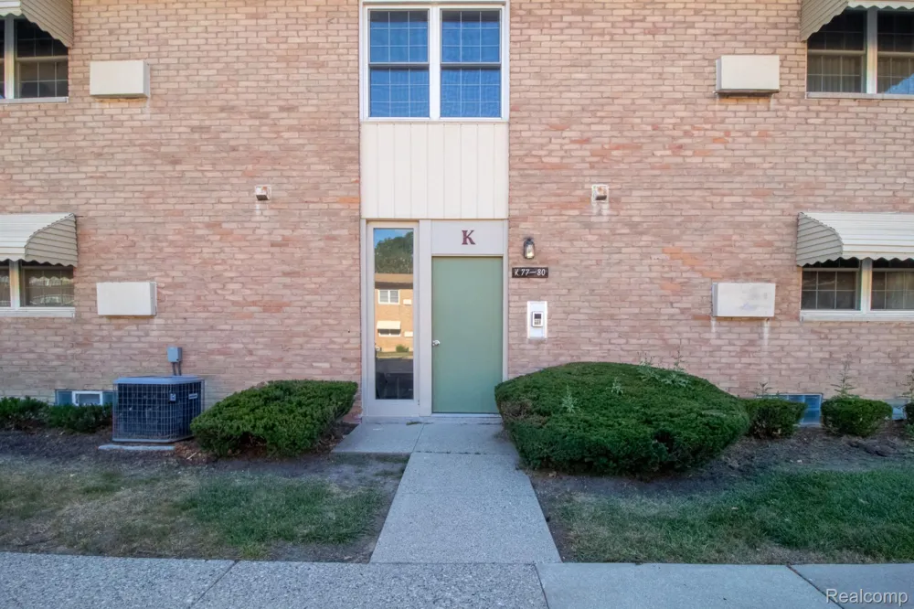 1199 S Sheldon Road #79 Plymouth City, MI 48170