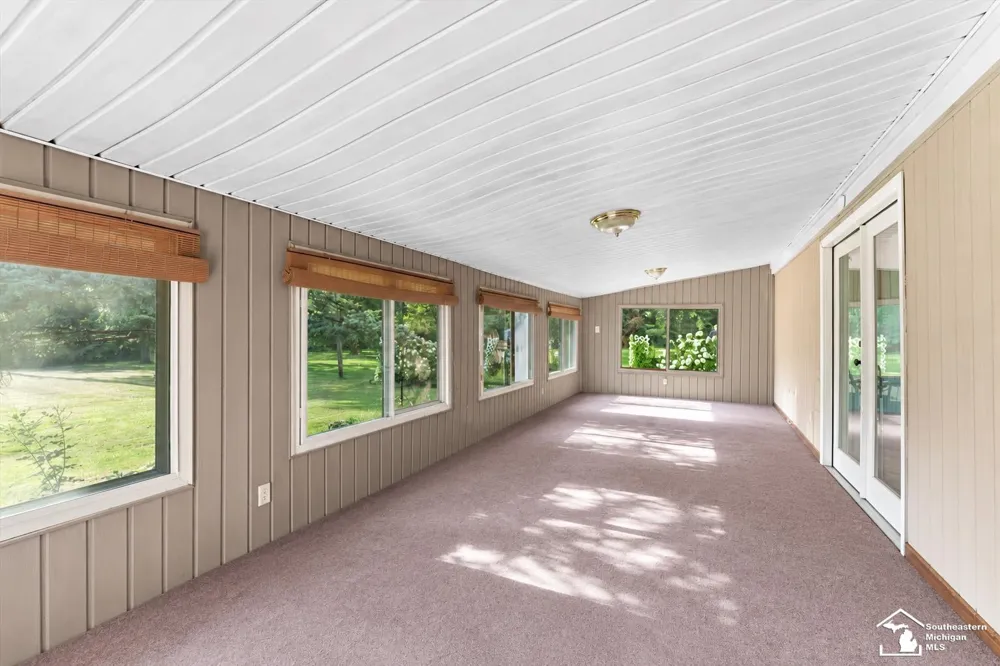 13380 Pine Street Taylor City, MI 48180