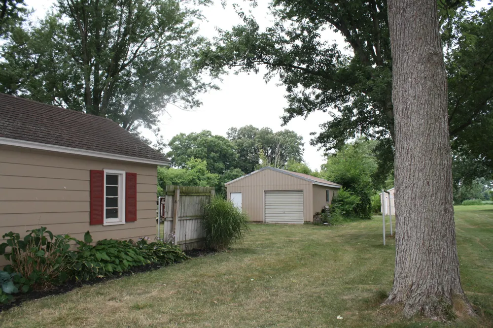 605 64th Avenue Zeeland Charter Township, MI 49464