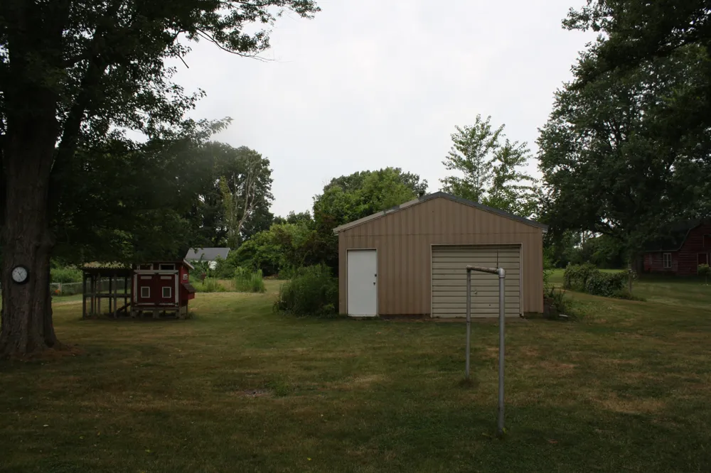 605 64th Avenue Zeeland Charter Township, MI 49464