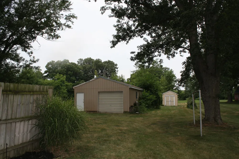 605 64th Avenue Zeeland Charter Township, MI 49464