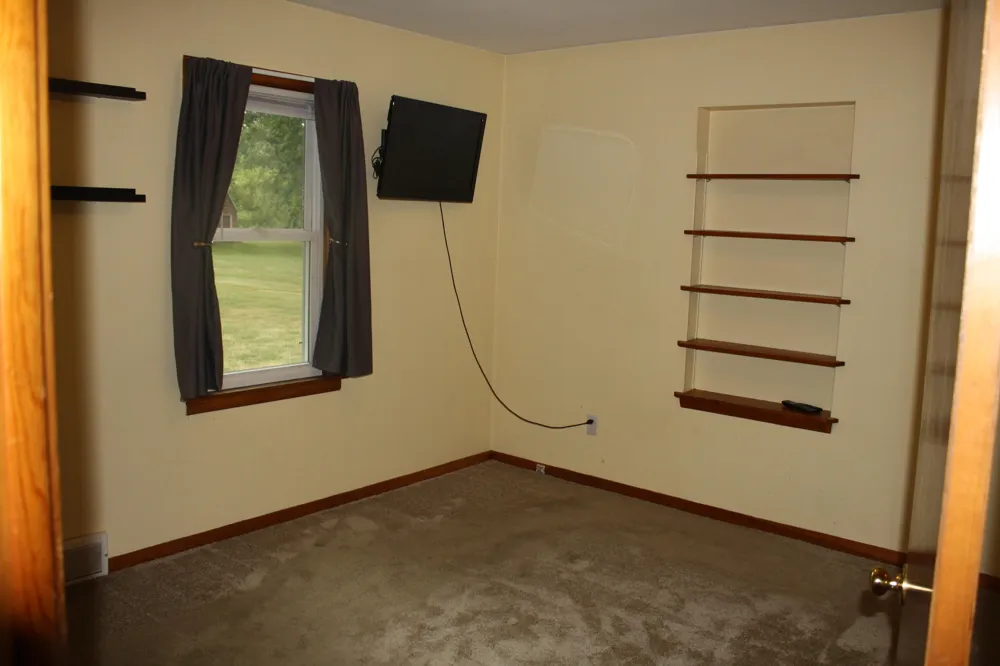 605 64th Avenue Zeeland Charter Township, MI 49464