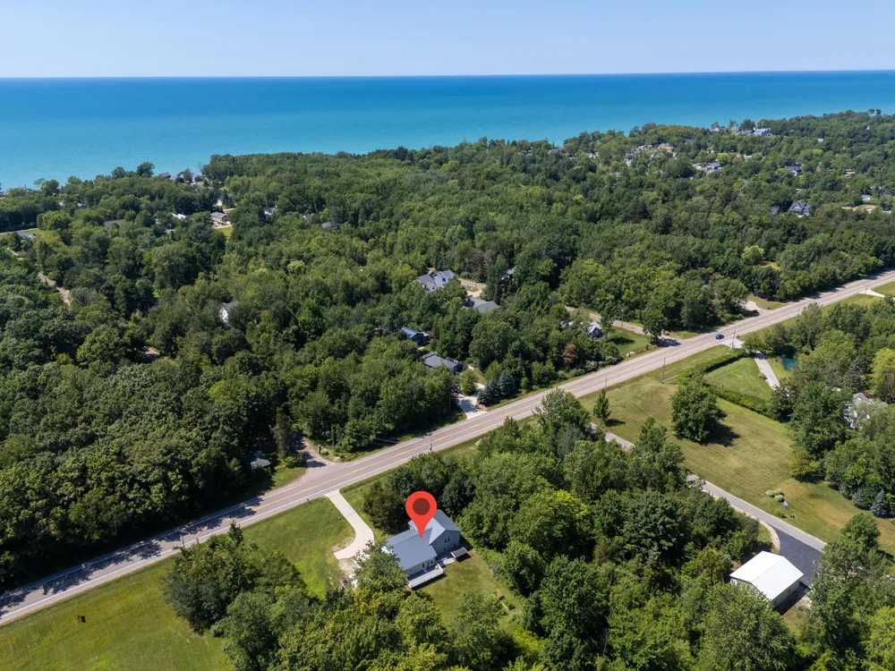 449 Blue Star Highway Casco Township, MI 49090