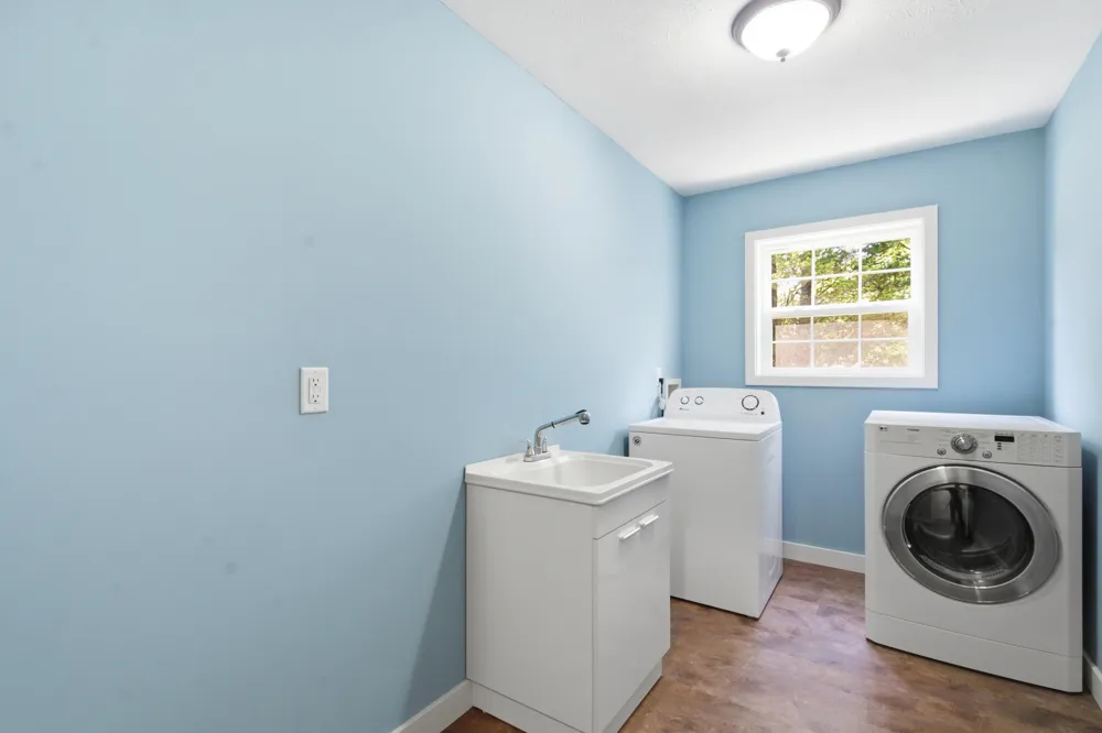 449 Blue Star Highway Casco Township, MI 49090