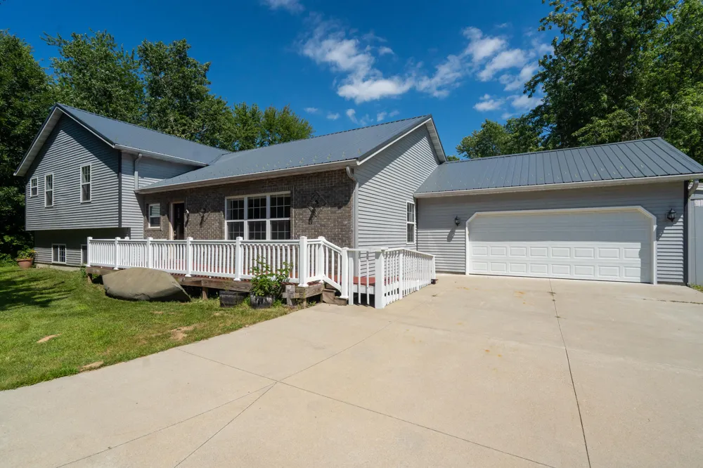 449 Blue Star Highway Casco Township, MI 49090