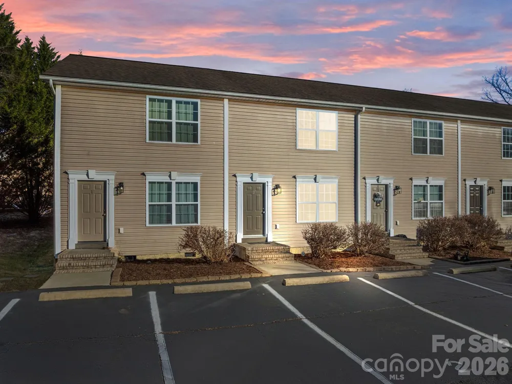 2 Meadow Glen Drive Fletcher, NC 28732