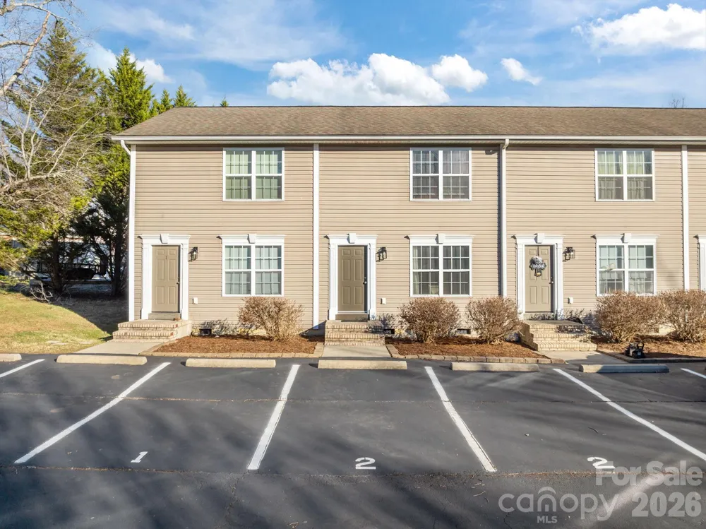 2 Meadow Glen Drive Fletcher, NC 28732