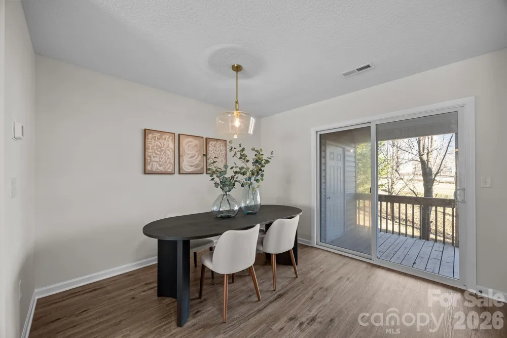 2 Meadow Glen Drive Fletcher, NC 28732
