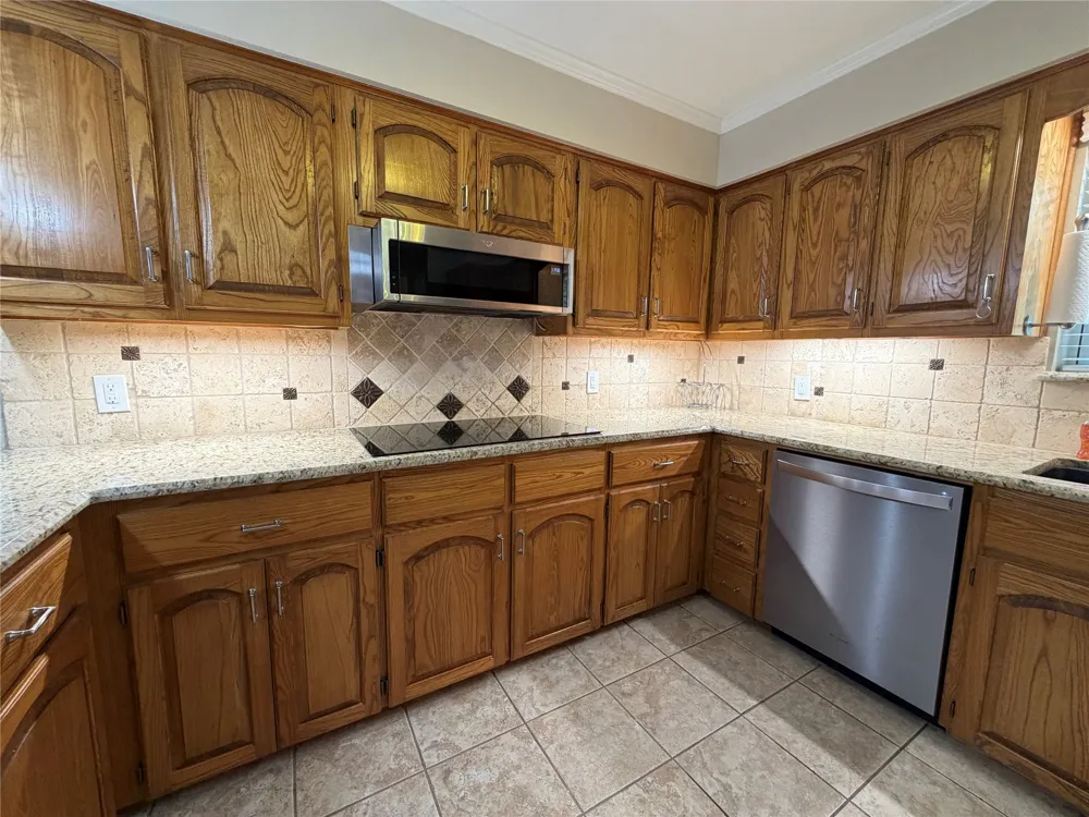 3 Brownstone Court Brownwood, TX 76801
