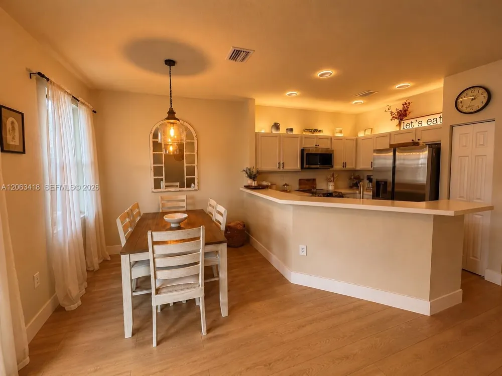 4261 SW 164th Ct Miami, FL 33185