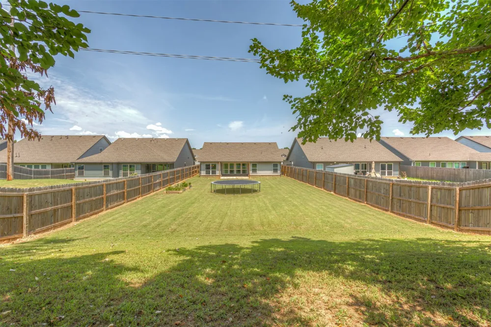 1901 E Winston Street Broken Arrow, OK 74011