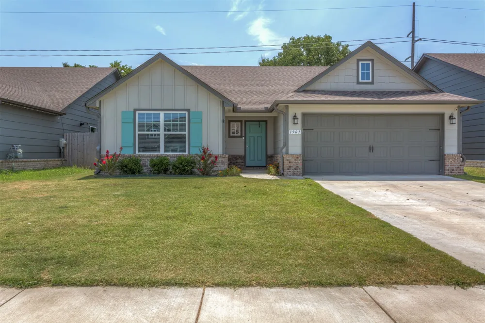 1901 E Winston Street Broken Arrow, OK 74011