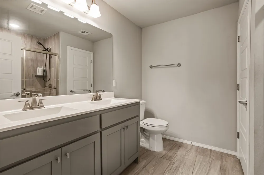 1901 E Winston Street Broken Arrow, OK 74011