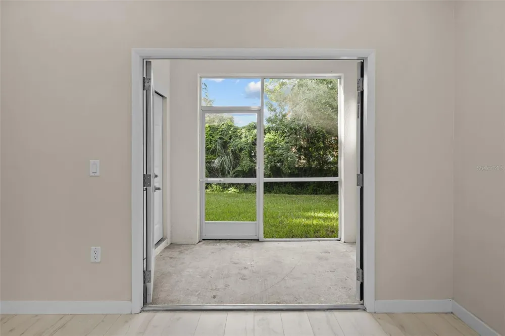 3890 34TH AVENUE S #103 St Petersburg, FL 33711