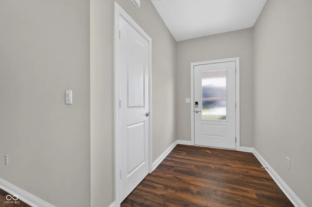 9073 Lieven Street Avon, IN 46234