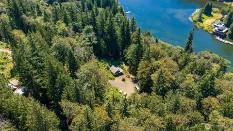 9075 Upper Frost Creek Road