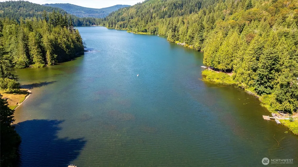 9075 Upper Frost Creek Road Maple Falls, WA 98266
