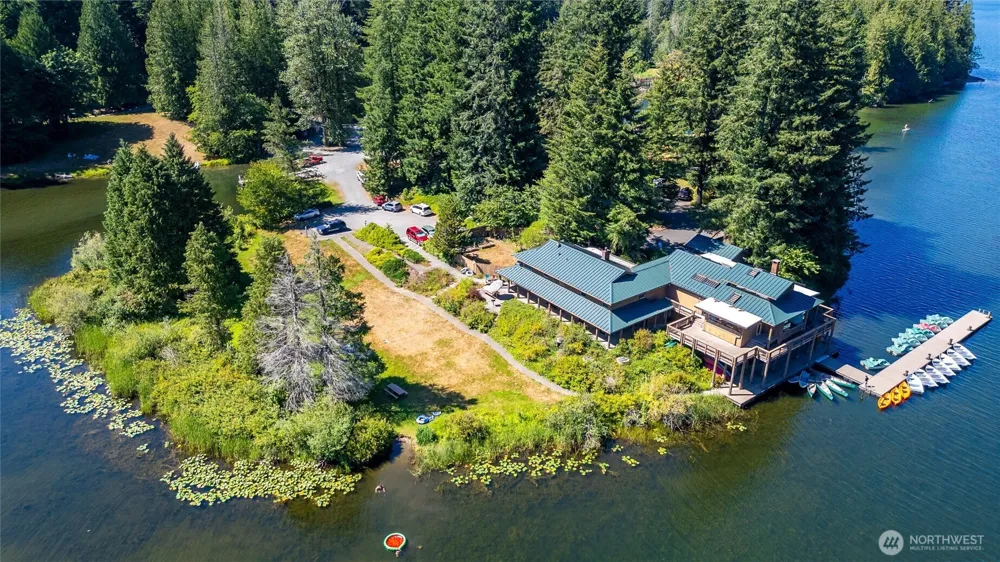9075 Upper Frost Creek Road Maple Falls, WA 98266