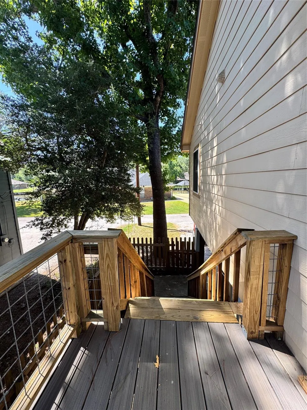 83 Lakeside Trinity, TX 75862