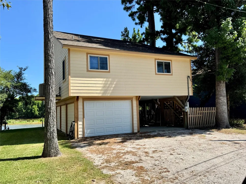 83 Lakeside Trinity, TX 75862