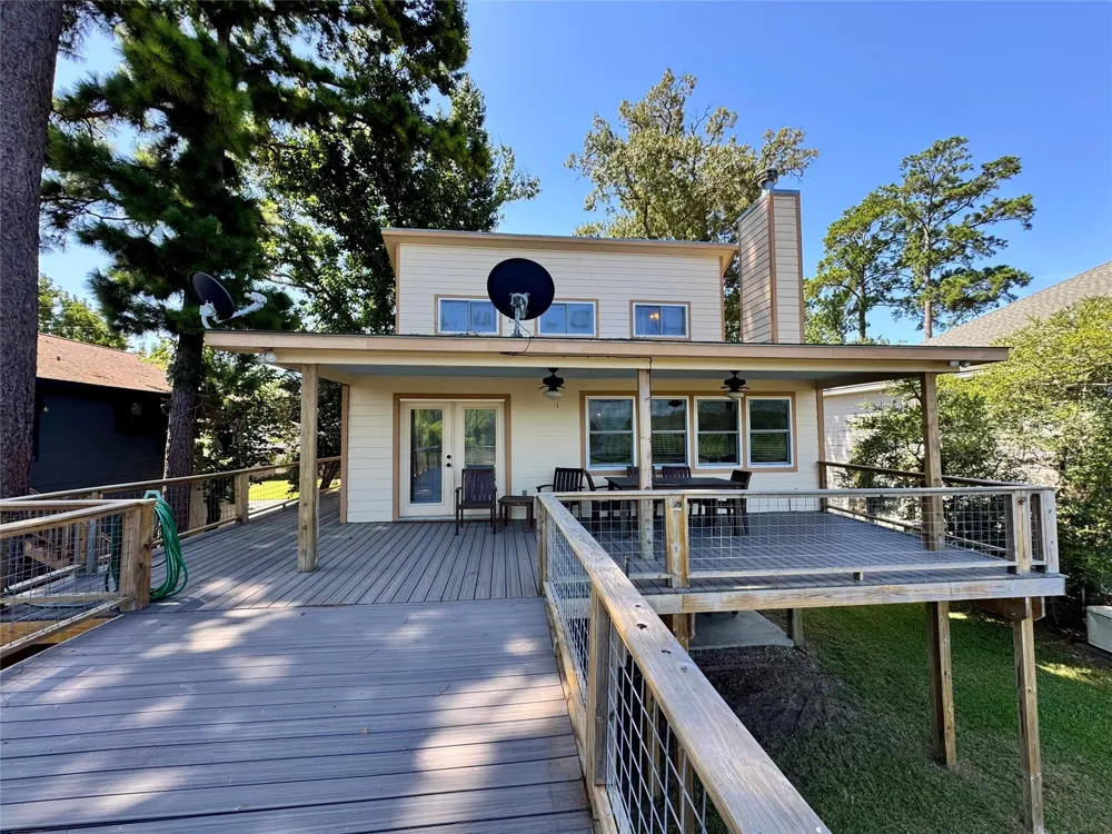 83 Lakeside Trinity, TX 75862
