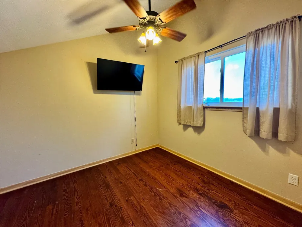 83 Lakeside Trinity, TX 75862