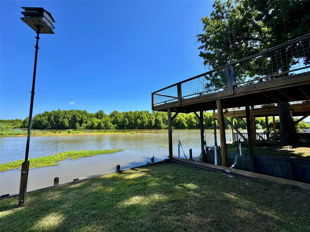 83 Lakeside Trinity, TX 75862