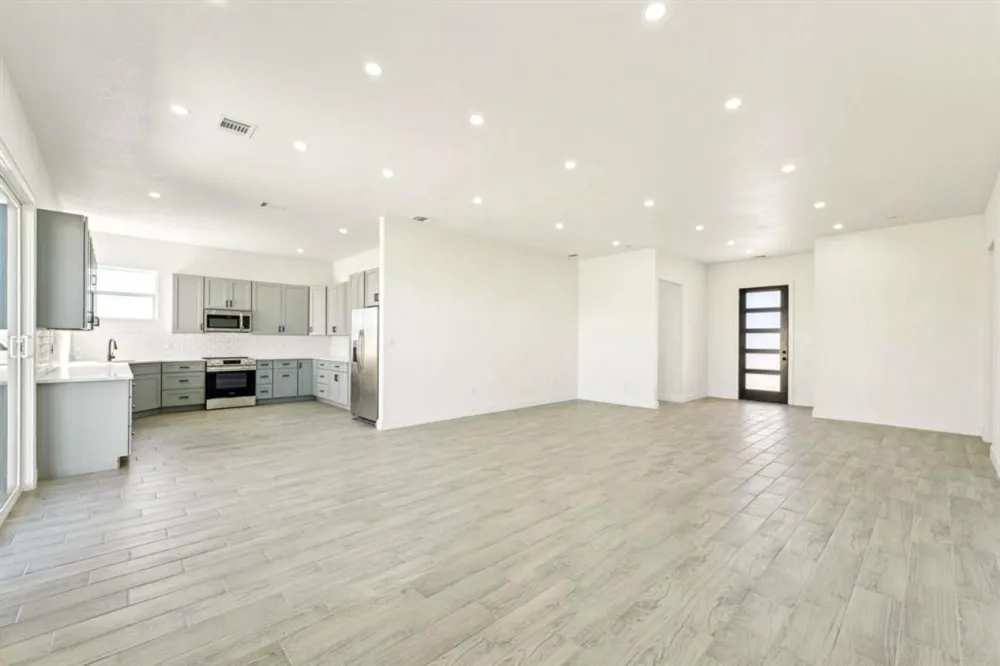 223 Road 5714 Cleveland, TX 77327