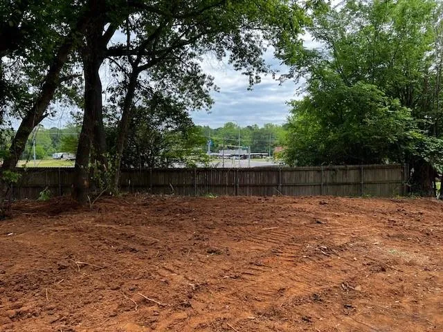 1609 Elysian Fields Avenue Marshall, TX 75670