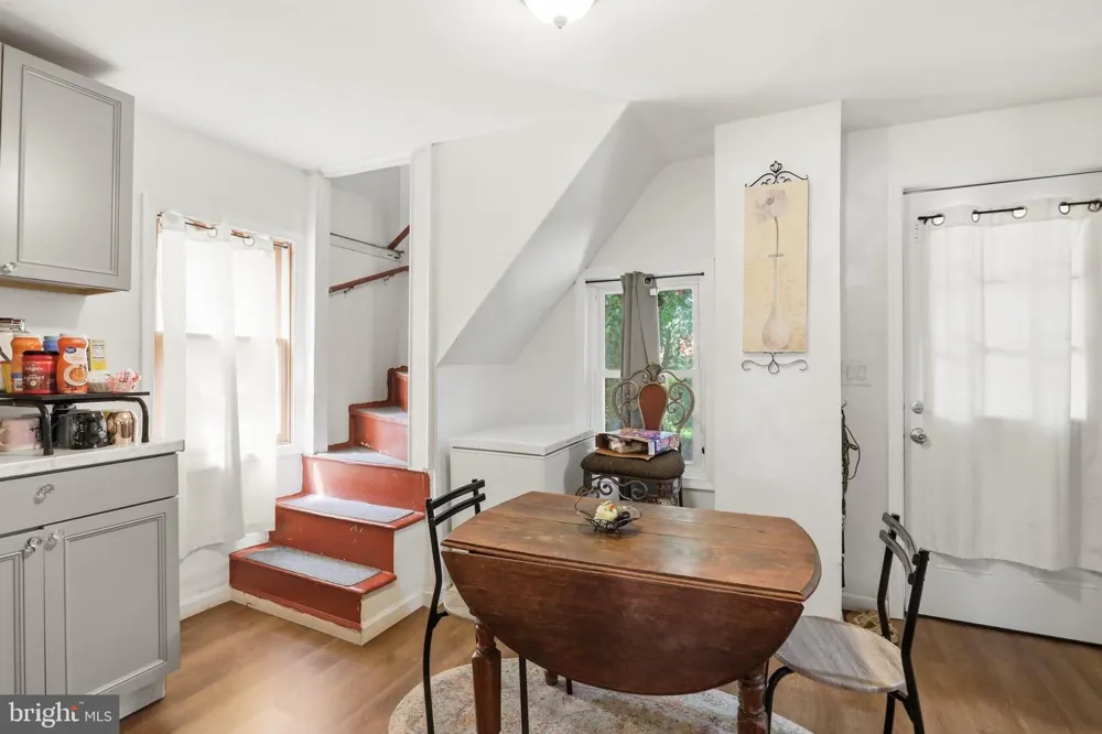 416 W JOHN STREET Martinsburg, WV 25401