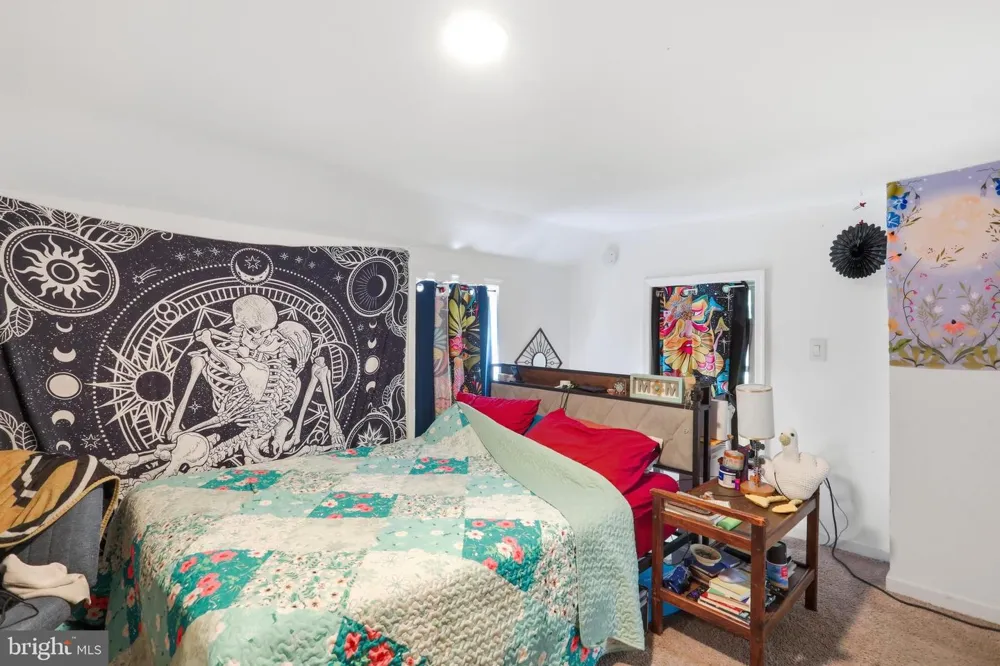 416 W JOHN STREET Martinsburg, WV 25401