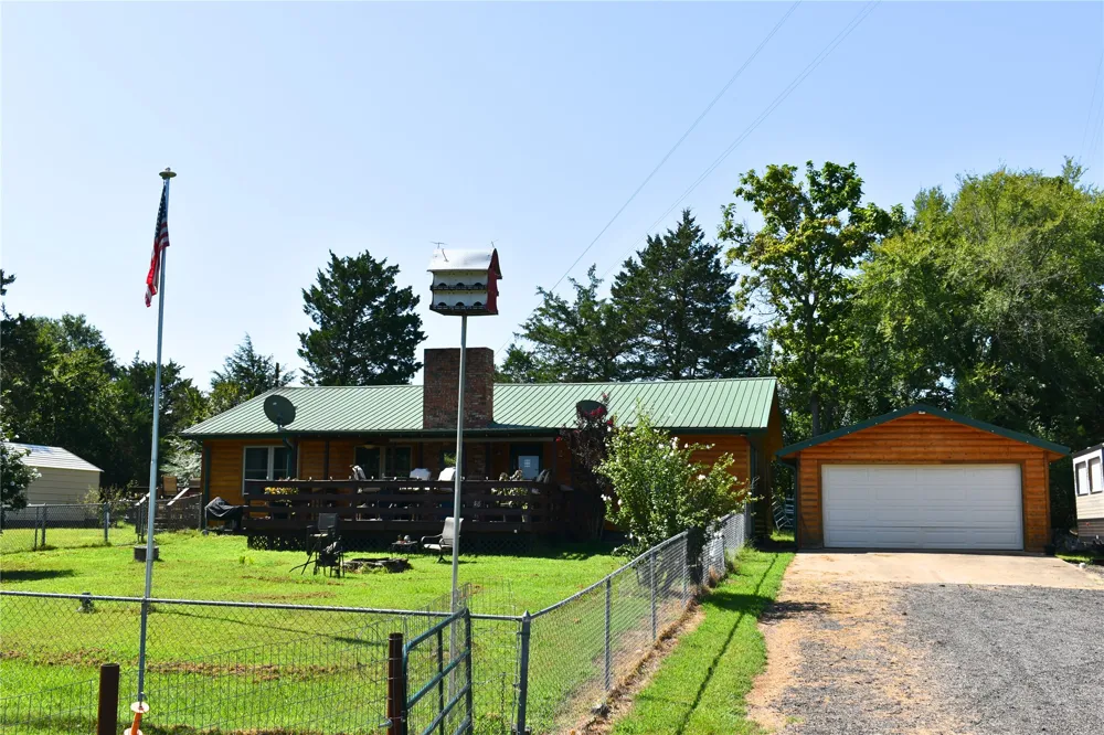 417622 E 1910 ROAD Antlers, OK 74523