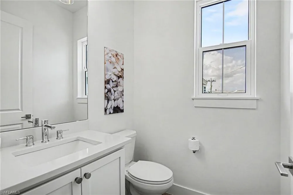 224 Fairweather Lane Fort Myers Beach, FL 33931