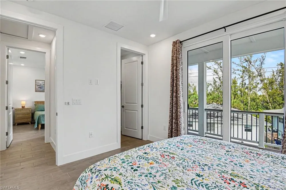 224 Fairweather Lane Fort Myers Beach, FL 33931
