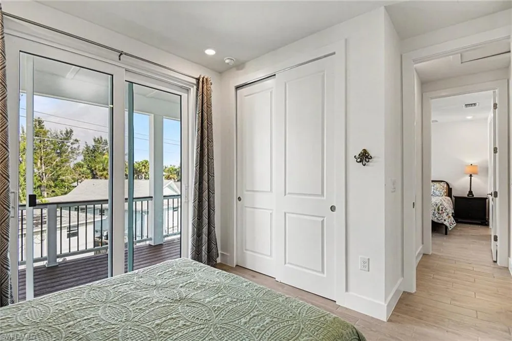 224 Fairweather Lane Fort Myers Beach, FL 33931