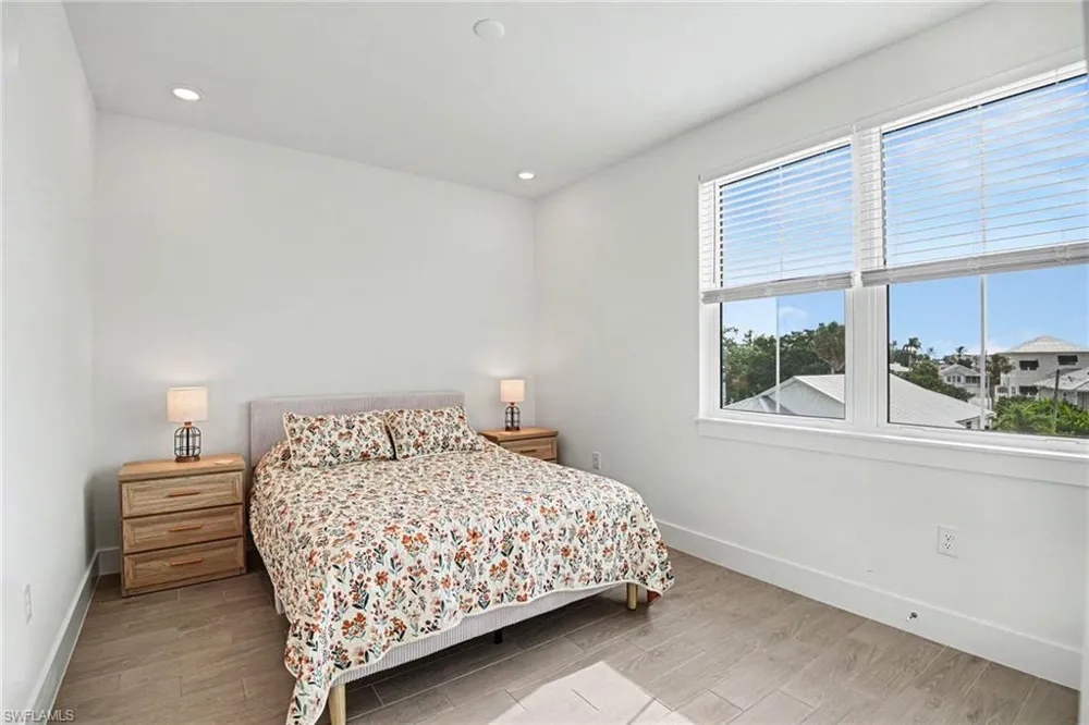 224 Fairweather Lane Fort Myers Beach, FL 33931