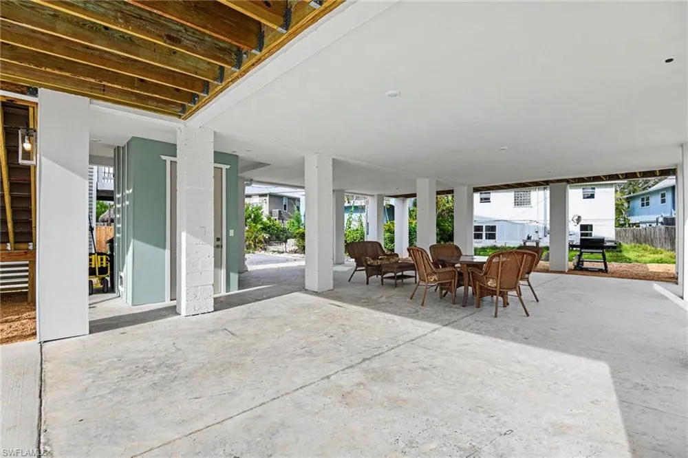 224 Fairweather Lane Fort Myers Beach, FL 33931