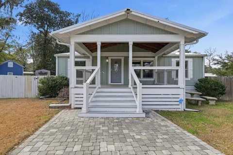 140 Palmetto Avenue