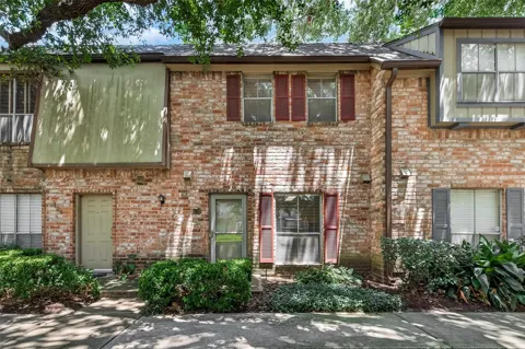 14715 Barryknoll Lane #121
